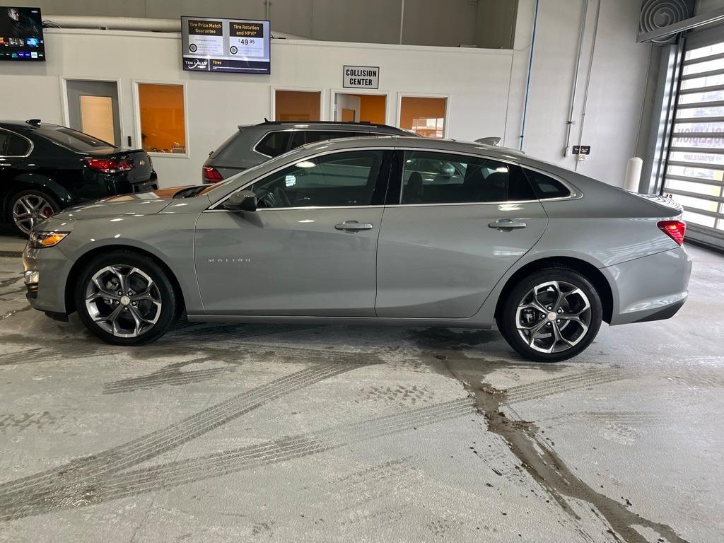 new 2024 Chevrolet Malibu car, priced at $27,995