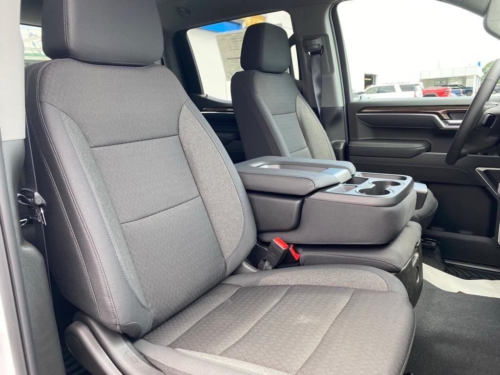new 2025 Chevrolet Silverado 1500 car, priced at $49,995