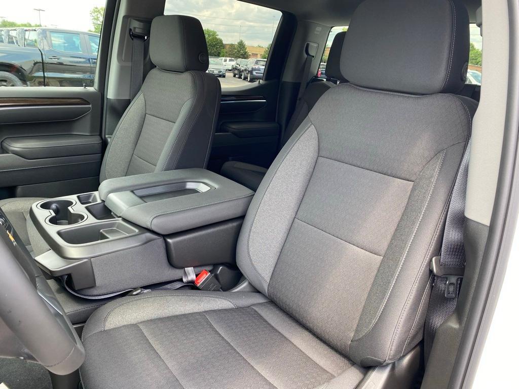 new 2025 Chevrolet Silverado 1500 car, priced at $49,995