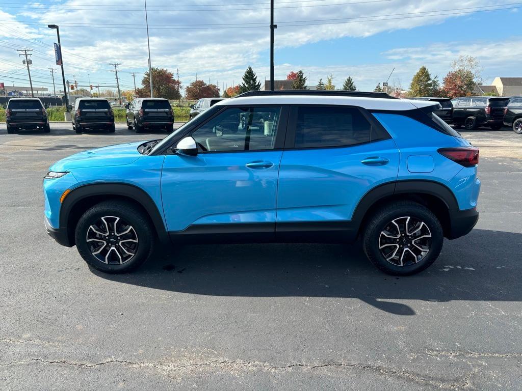 new 2025 Chevrolet TrailBlazer car, priced at $33,205