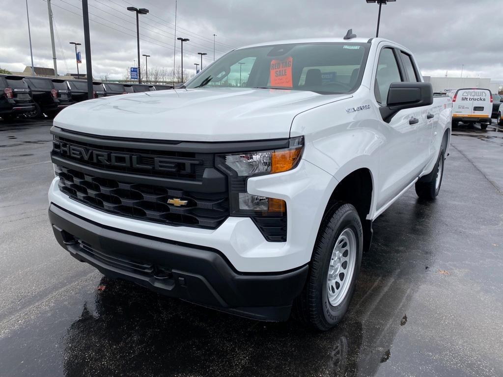 new 2025 Chevrolet Silverado 1500 car, priced at $47,495