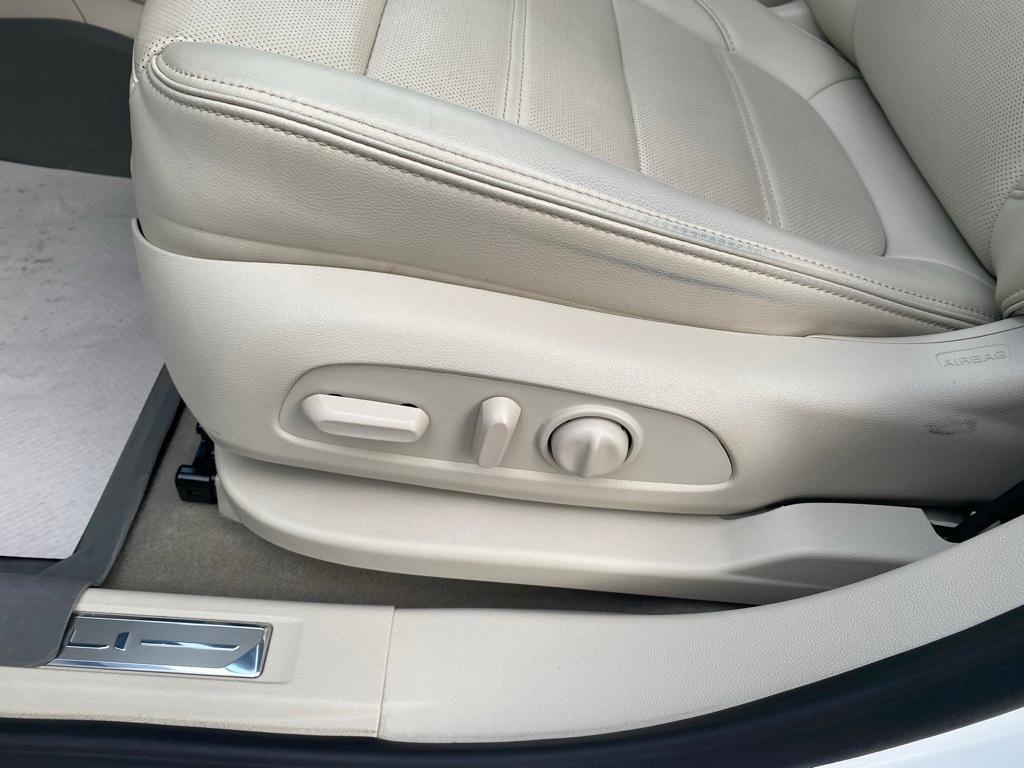 used 2023 GMC Acadia car, priced at $39,792