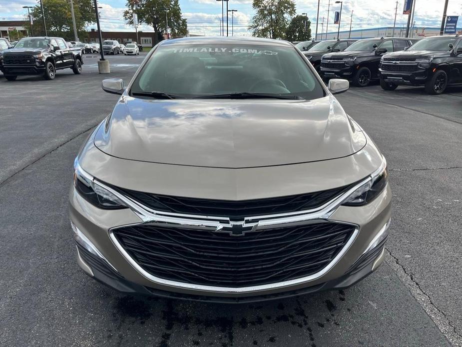 new 2024 Chevrolet Malibu car, priced at $25,595