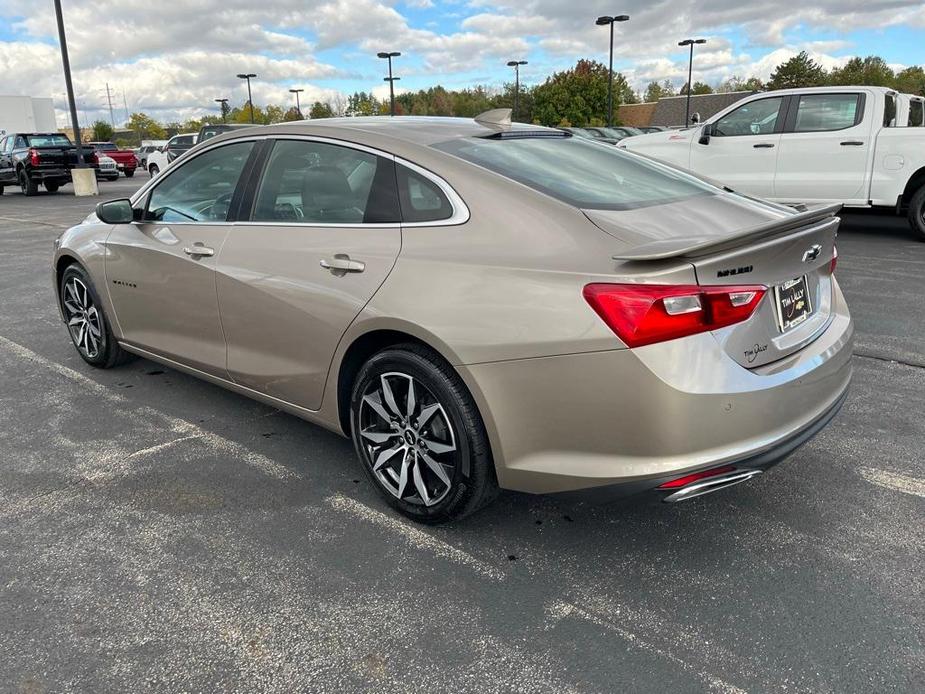 new 2024 Chevrolet Malibu car, priced at $25,595