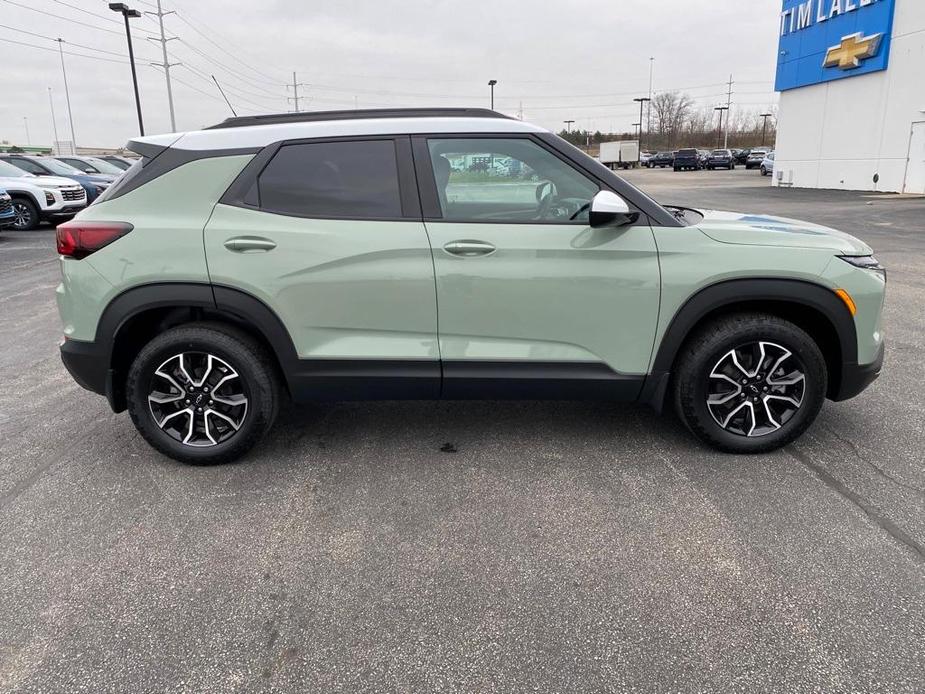 new 2025 Chevrolet TrailBlazer car, priced at $34,305