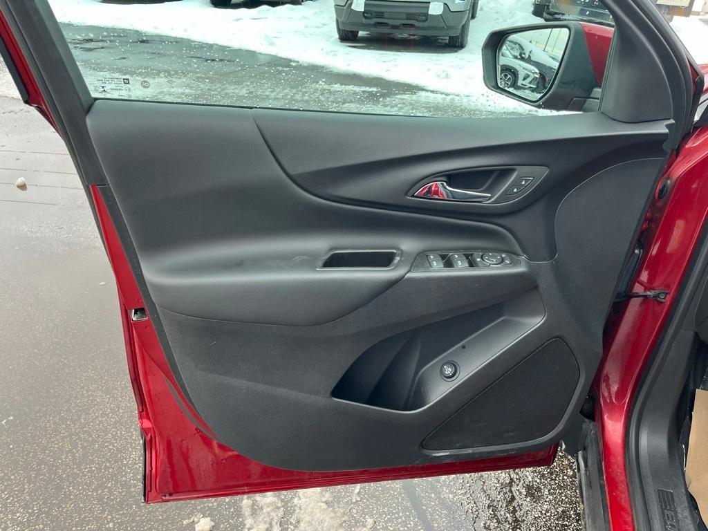 used 2023 Chevrolet Equinox car, priced at $19,999