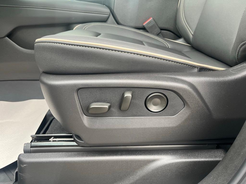 new 2025 Chevrolet Tahoe car, priced at $77,990