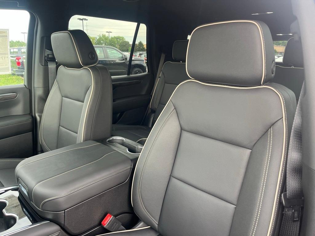 new 2025 Chevrolet Tahoe car, priced at $77,990