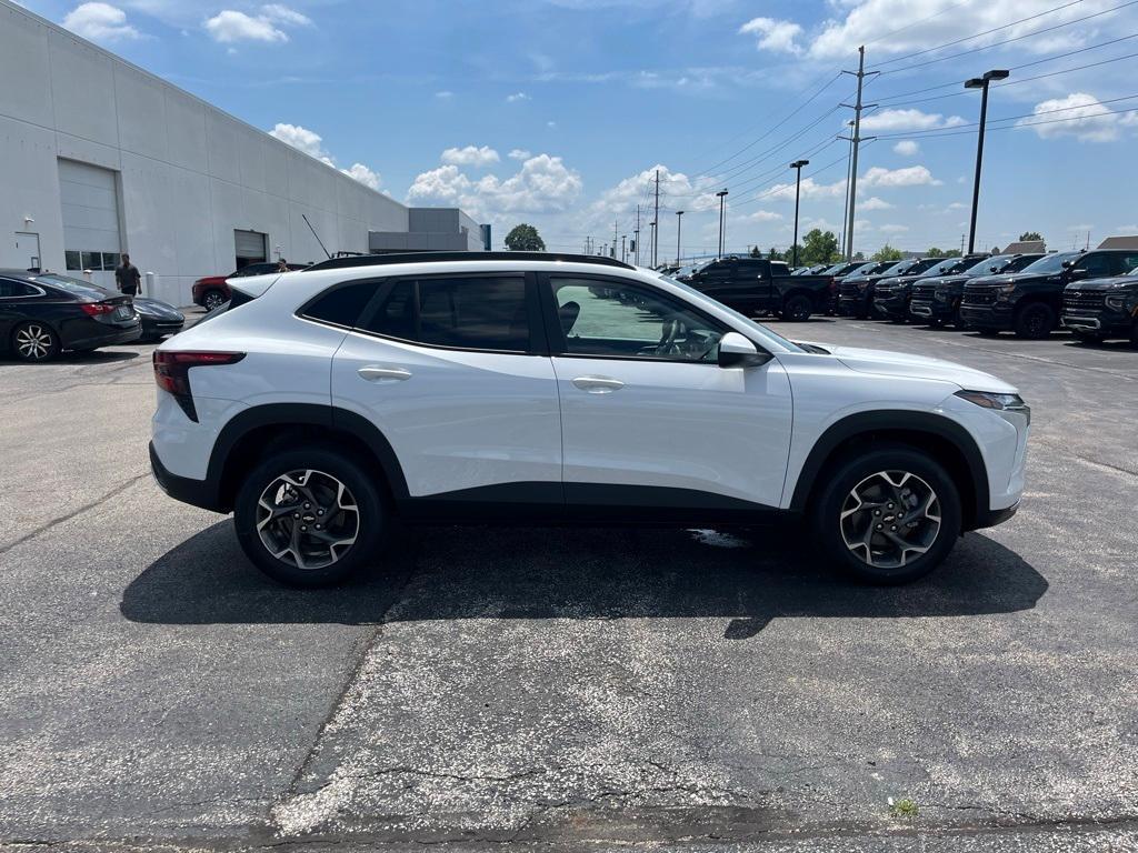 new 2025 Chevrolet Trax car, priced at $25,085