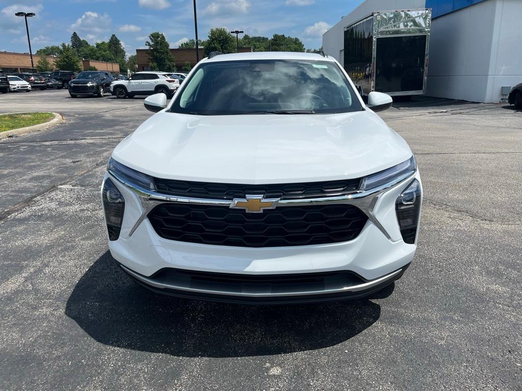 new 2025 Chevrolet Trax car, priced at $25,085