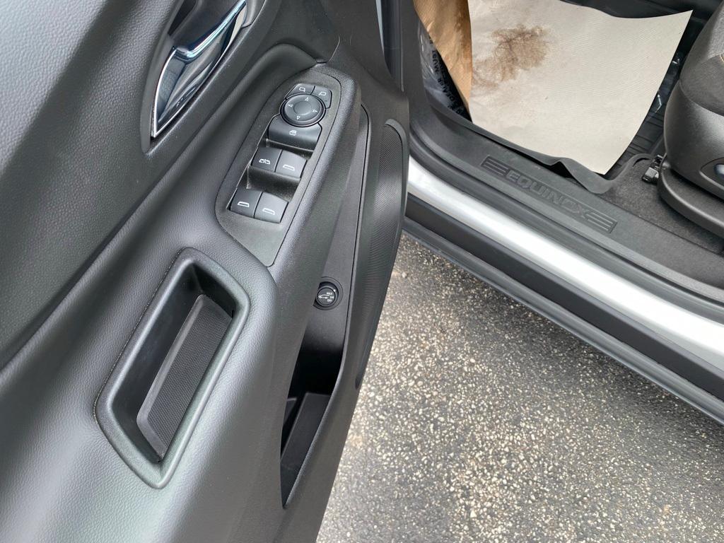 used 2022 Chevrolet Equinox car, priced at $22,808
