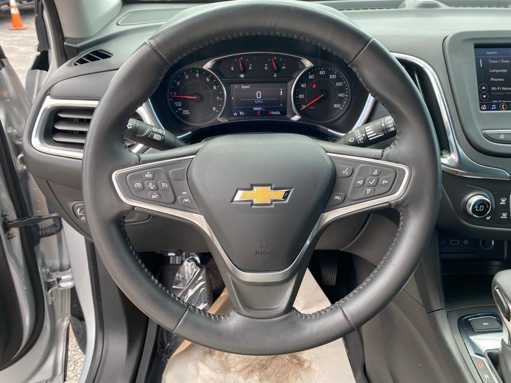 used 2022 Chevrolet Equinox car, priced at $22,808