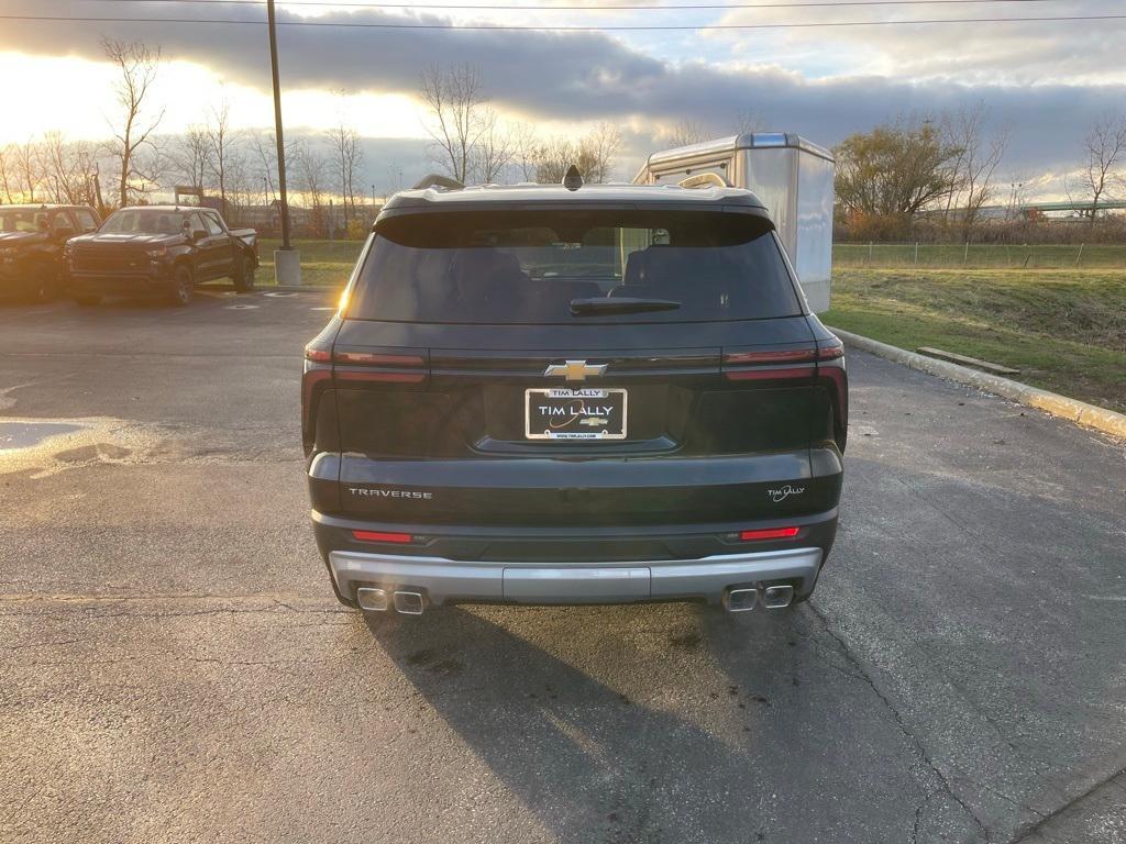 new 2026 Chevrolet Traverse car, priced at $49,095