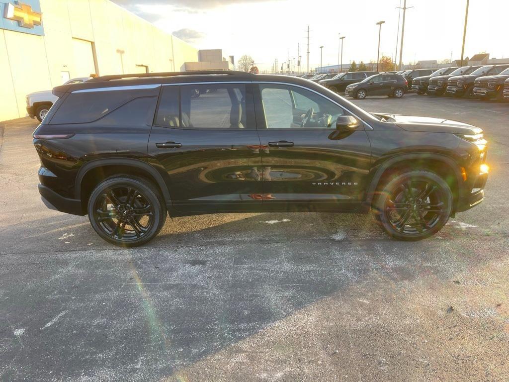 new 2026 Chevrolet Traverse car, priced at $49,095