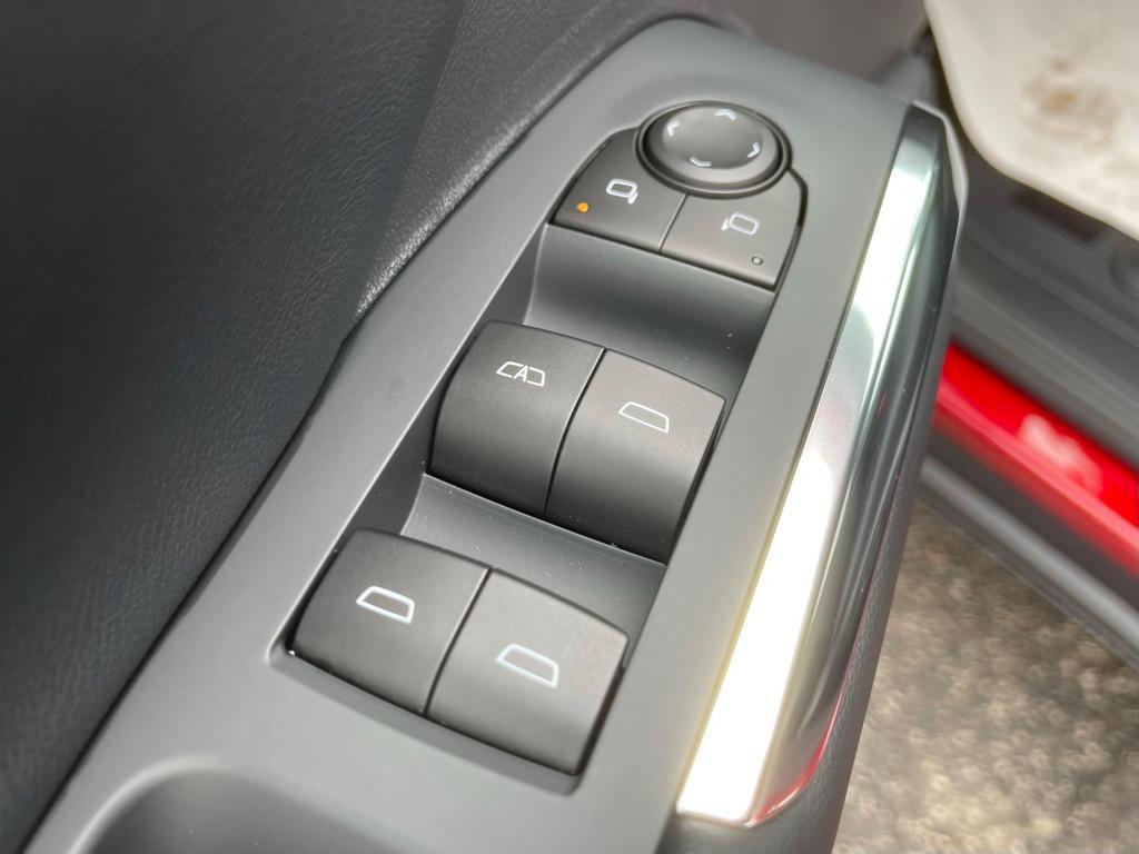 new 2026 Chevrolet Traverse car, priced at $46,615