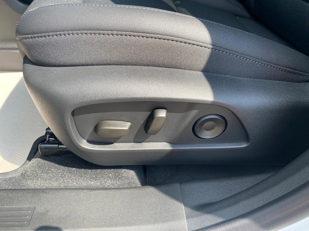 new 2026 Chevrolet Equinox car, priced at $35,955