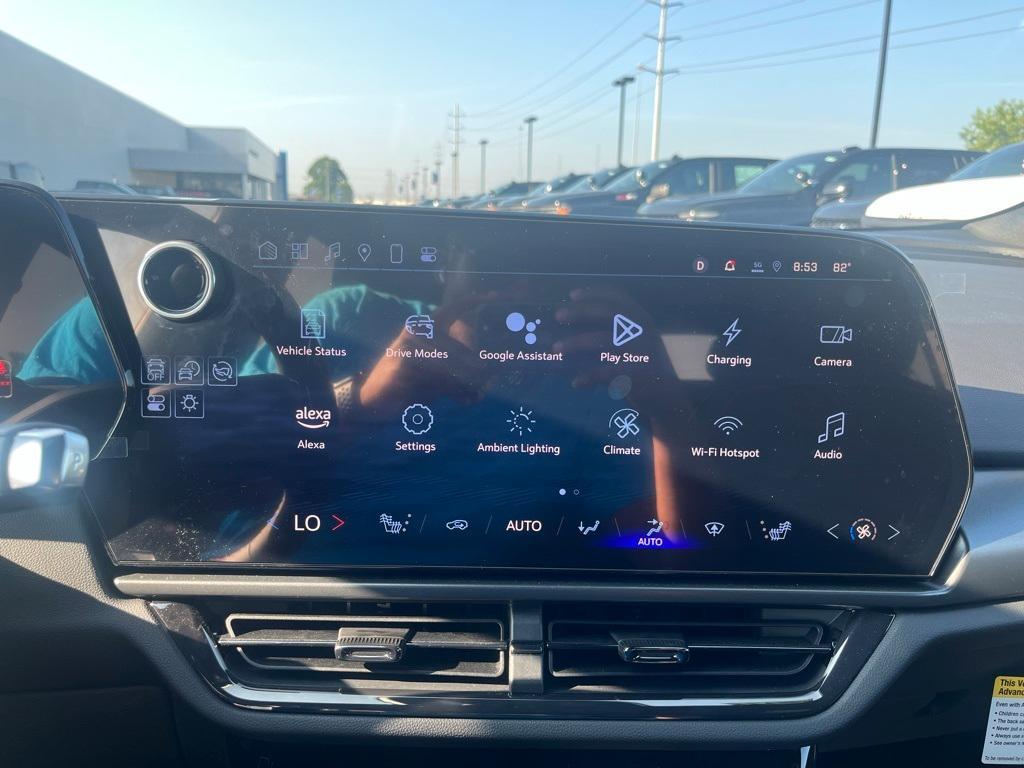 new 2025 Chevrolet Equinox EV car, priced at $41,495