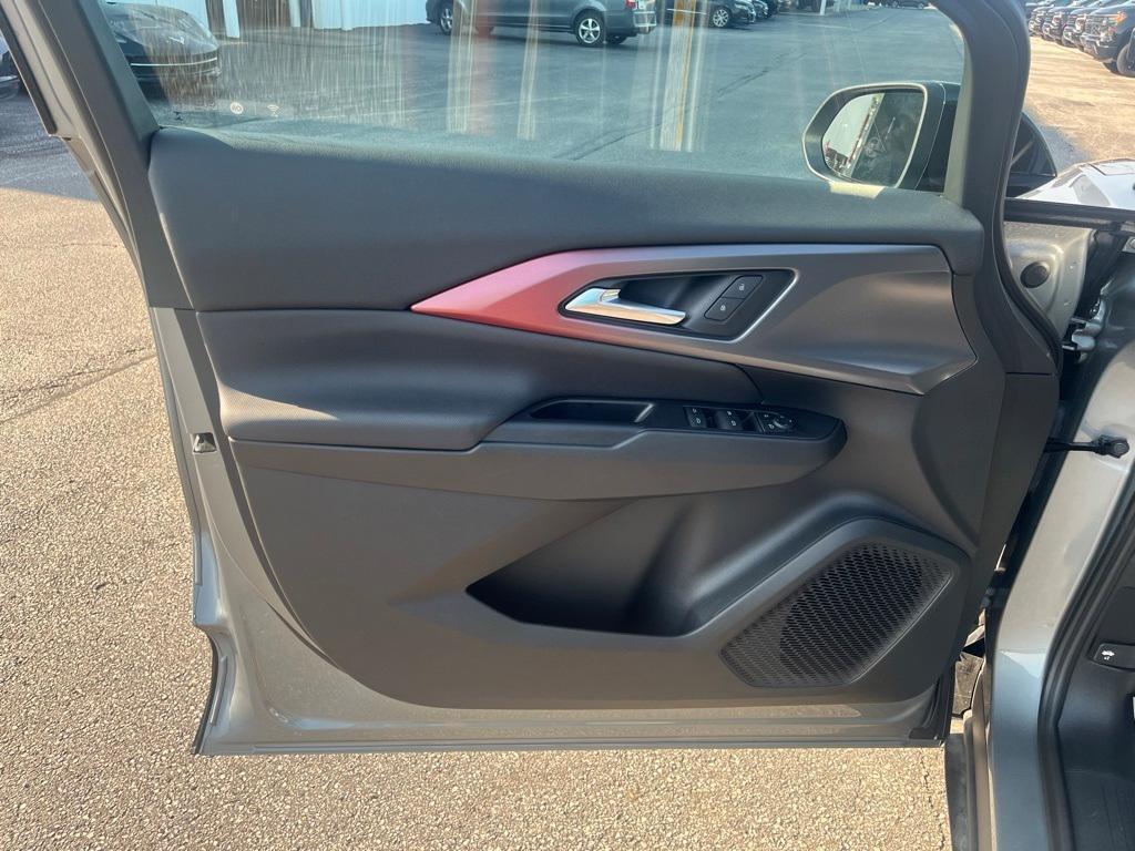 new 2025 Chevrolet Equinox EV car, priced at $41,495