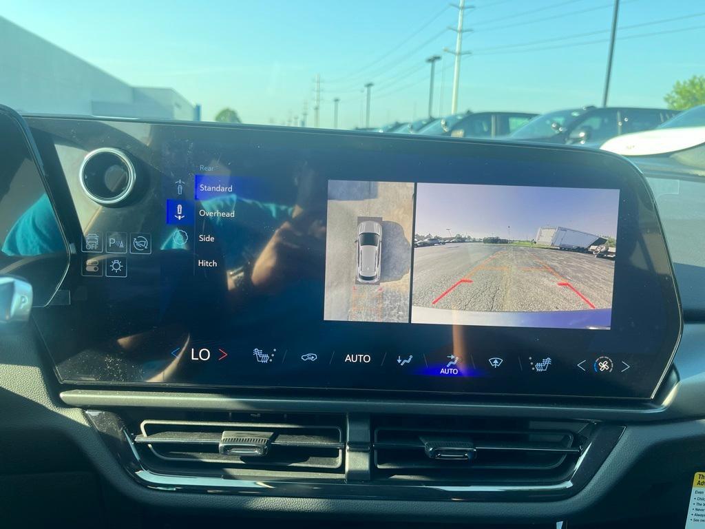 new 2025 Chevrolet Equinox EV car, priced at $41,495