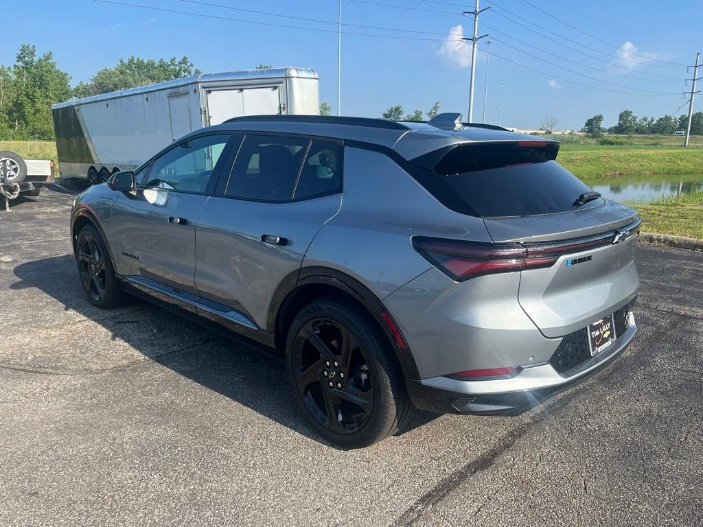 new 2025 Chevrolet Equinox EV car, priced at $41,495