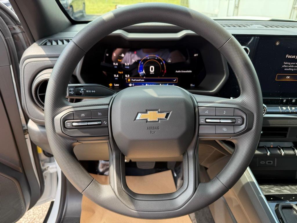new 2025 Chevrolet Colorado car, priced at $33,595
