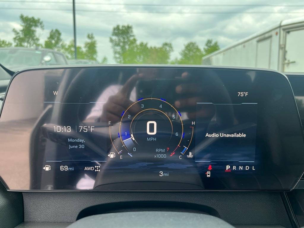 new 2025 Chevrolet Traverse car, priced at $45,560