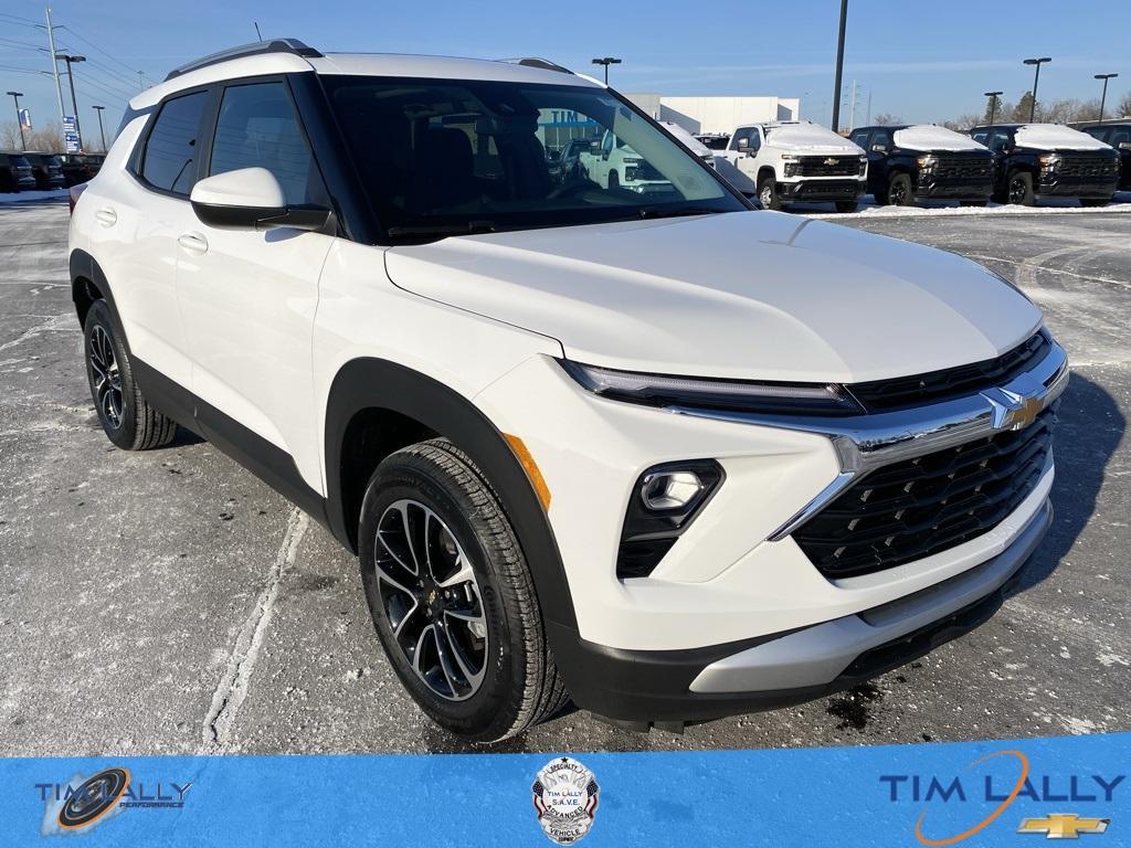 new 2025 Chevrolet TrailBlazer car, priced at $28,990