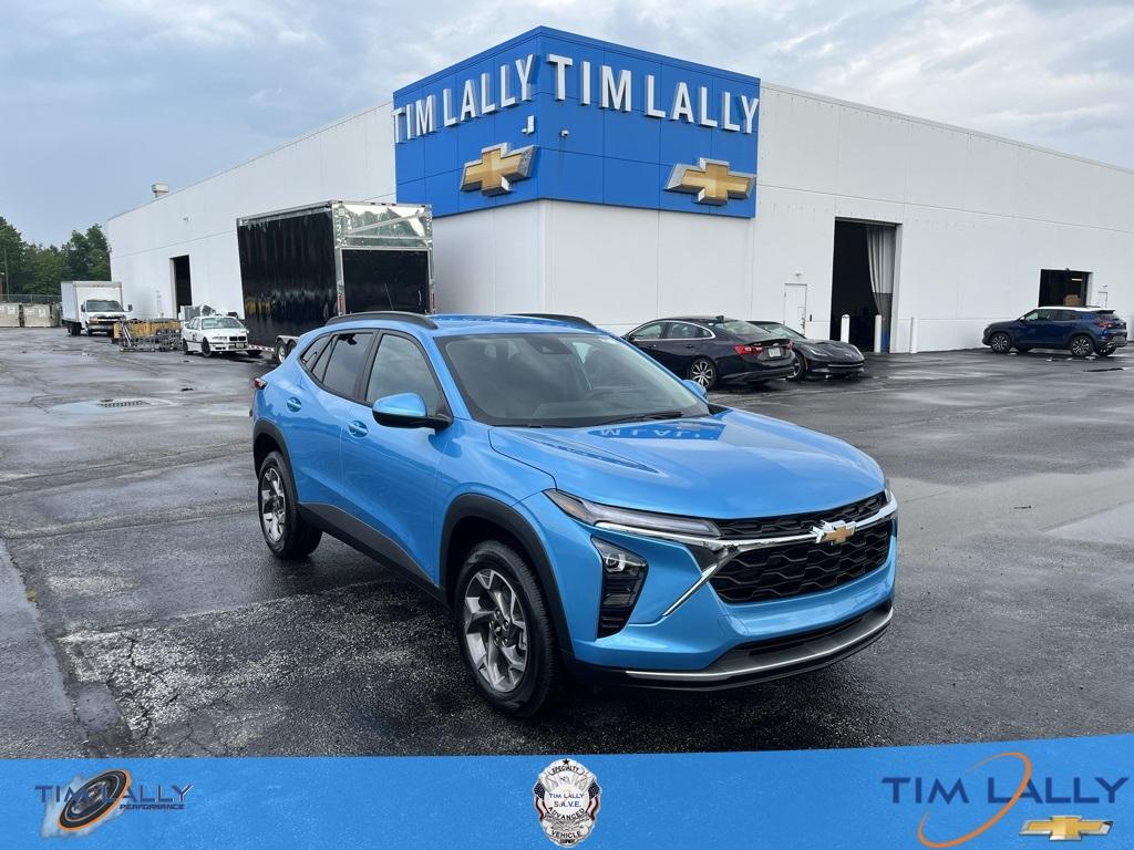 new 2025 Chevrolet Trax car, priced at $25,085
