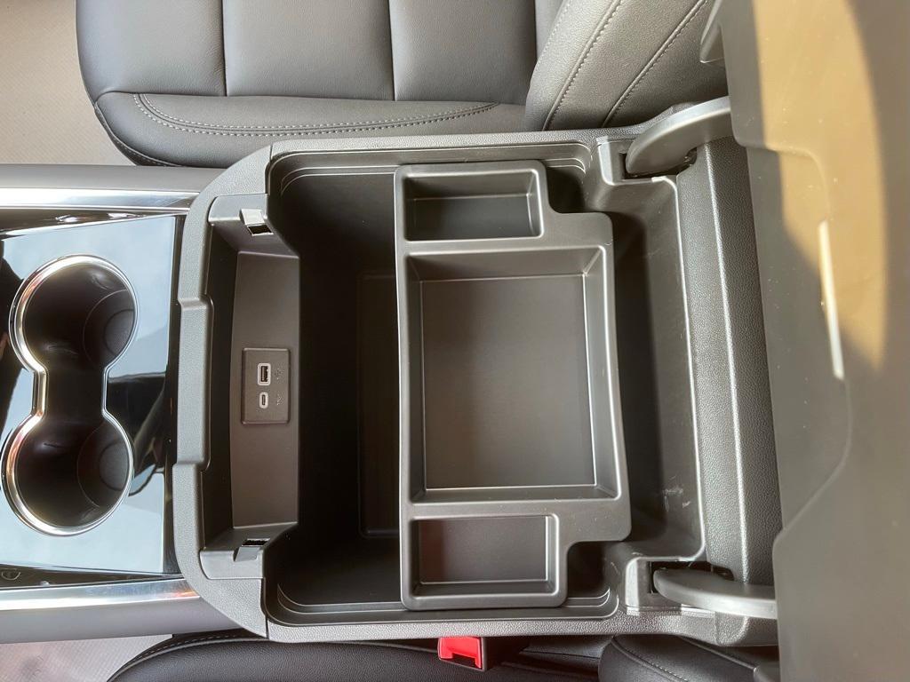 new 2026 Chevrolet Suburban car, priced at $78,865