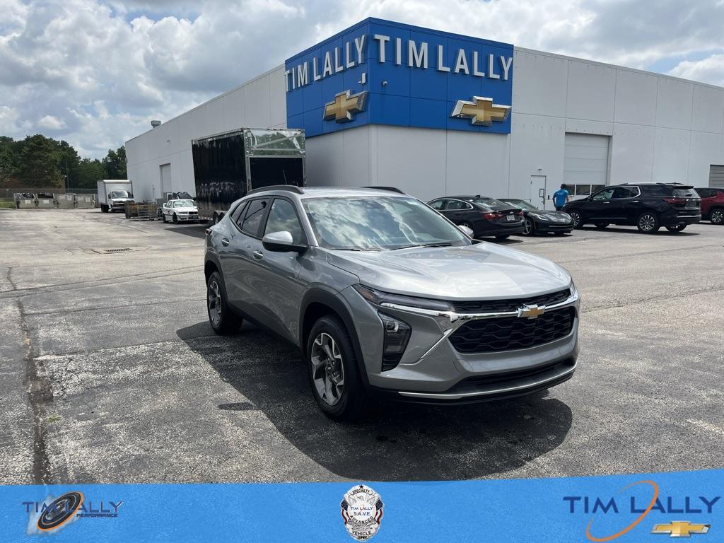new 2025 Chevrolet Trax car, priced at $24,930