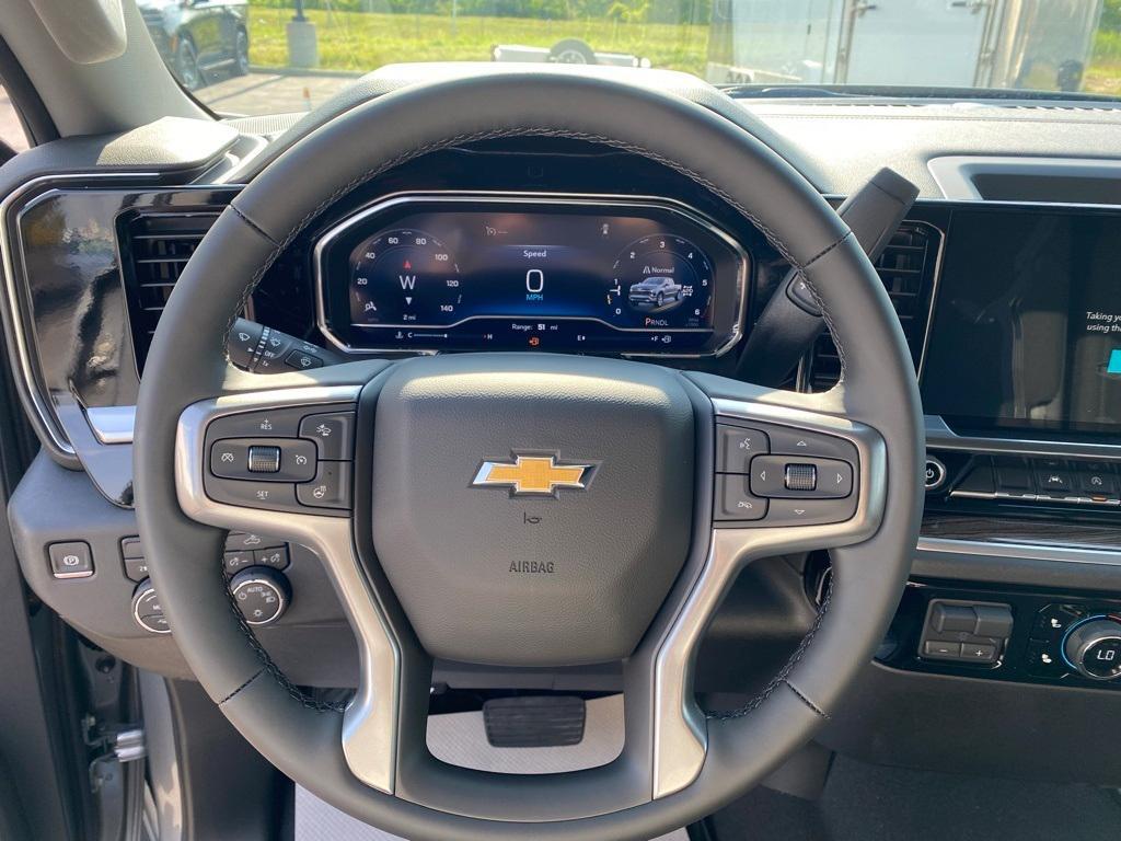 new 2025 Chevrolet Silverado 1500 car, priced at $50,995