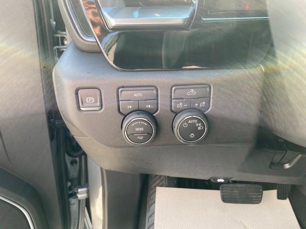 new 2025 Chevrolet Silverado 1500 car, priced at $50,995