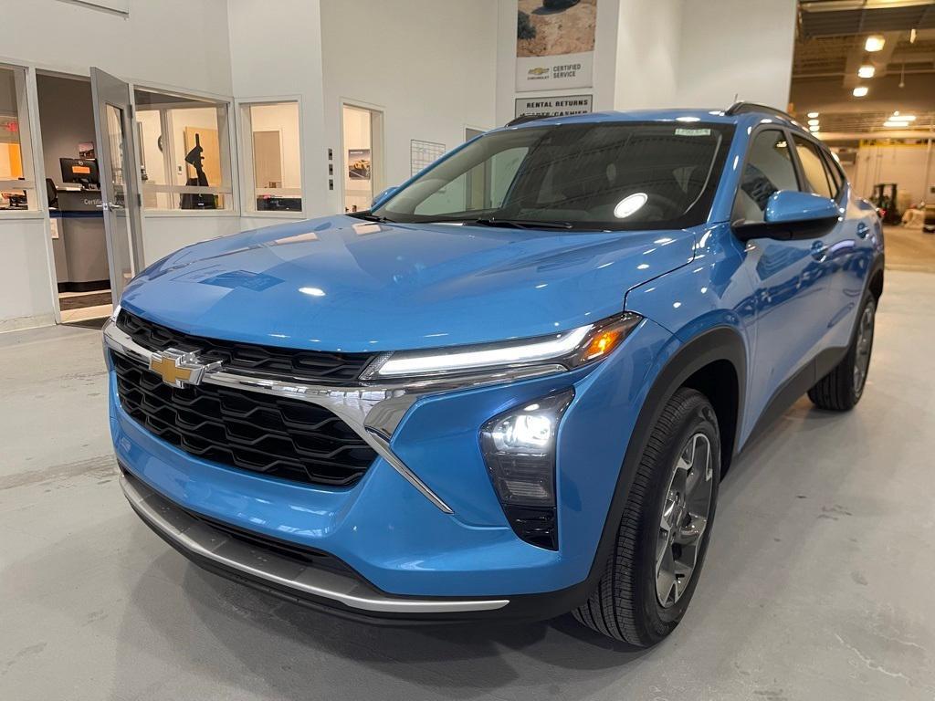 new 2025 Chevrolet Trax car, priced at $25,480