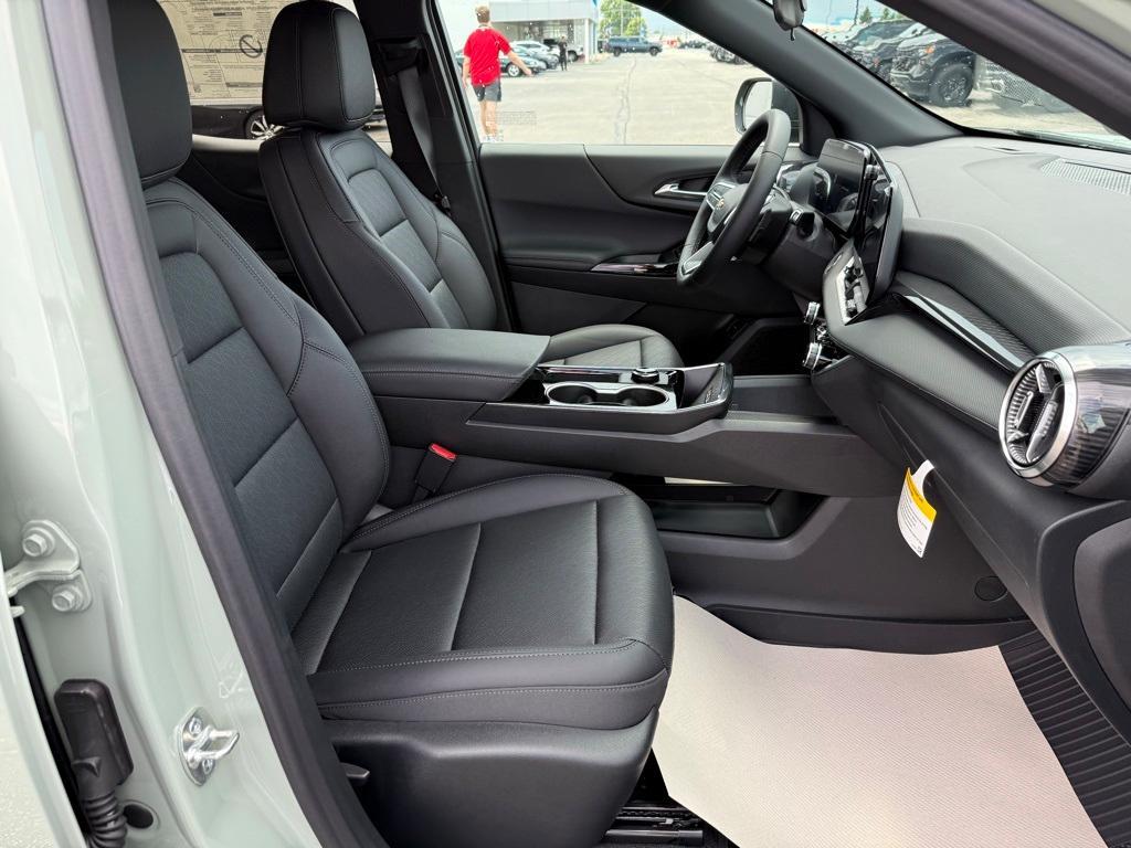 new 2026 Chevrolet Equinox car, priced at $34,930