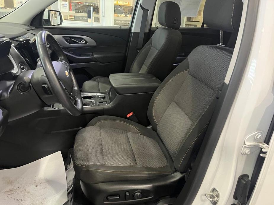 used 2021 Chevrolet Traverse car, priced at $28,695