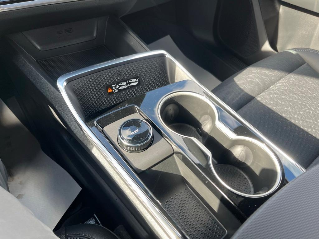 new 2026 Chevrolet Equinox car, priced at $36,515