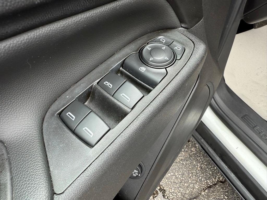 used 2021 Chevrolet Equinox car, priced at $19,976