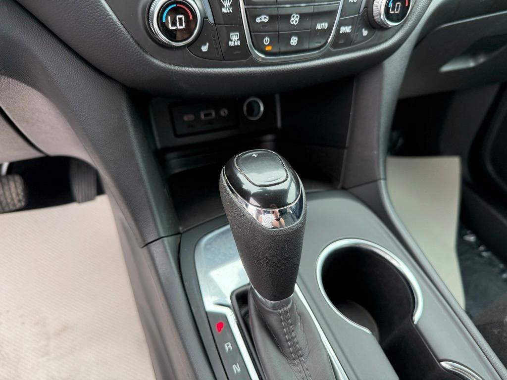 used 2021 Chevrolet Equinox car, priced at $19,976
