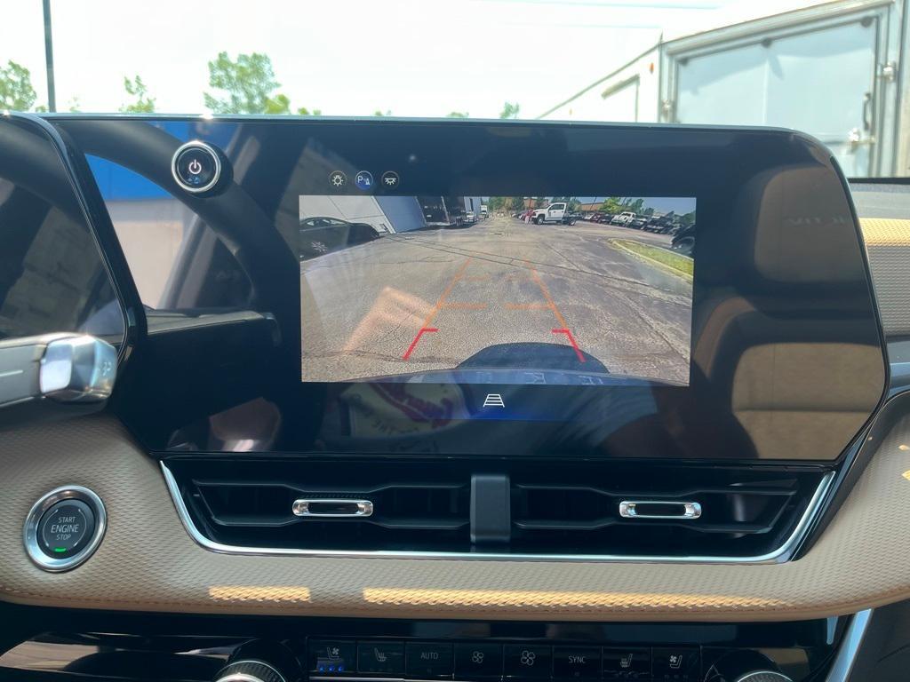 new 2026 Chevrolet Equinox car, priced at $39,430