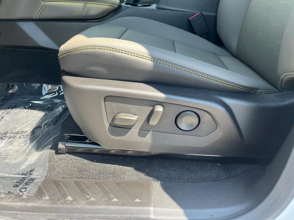 new 2025 Chevrolet Colorado car, priced at $55,990
