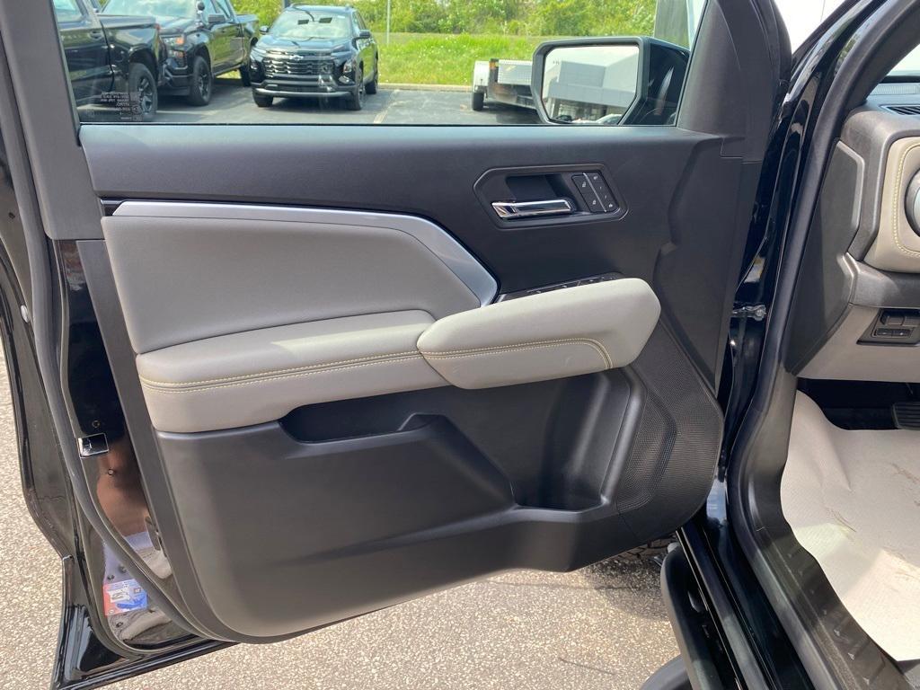 new 2025 Chevrolet Colorado car, priced at $56,490