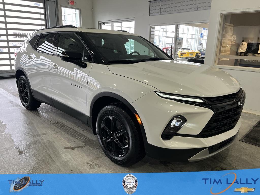 new 2025 Chevrolet Blazer car, priced at $46,995