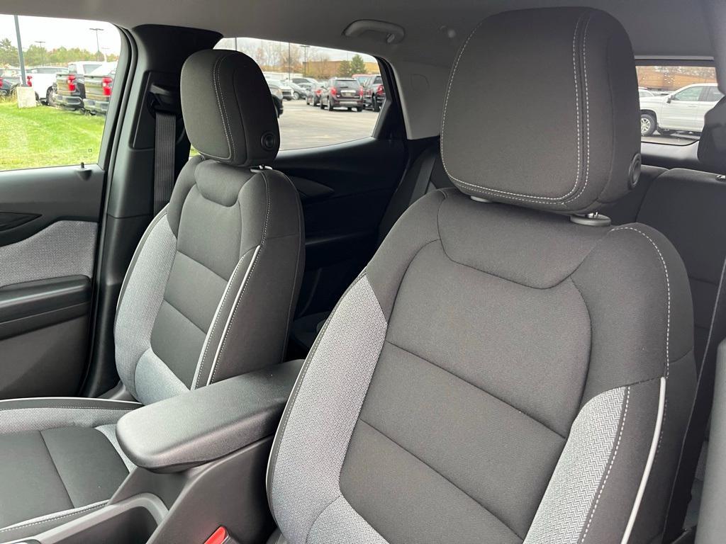 new 2026 Chevrolet TrailBlazer car, priced at $29,450