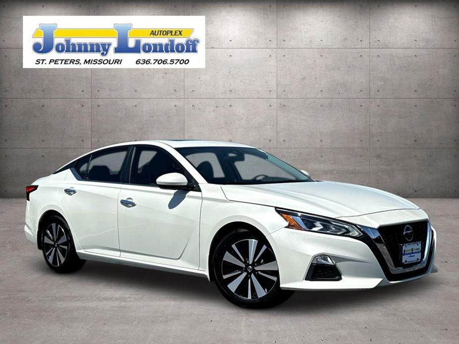 used 2022 Nissan Altima car, priced at $25,277