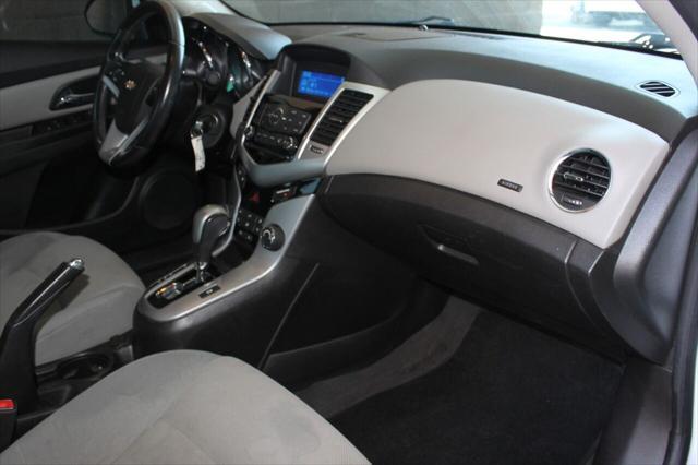 used 2013 Chevrolet Cruze car, priced at $7,295
