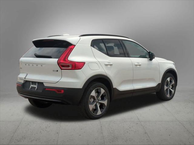 new 2025 Volvo XC40 car, priced at $46,421