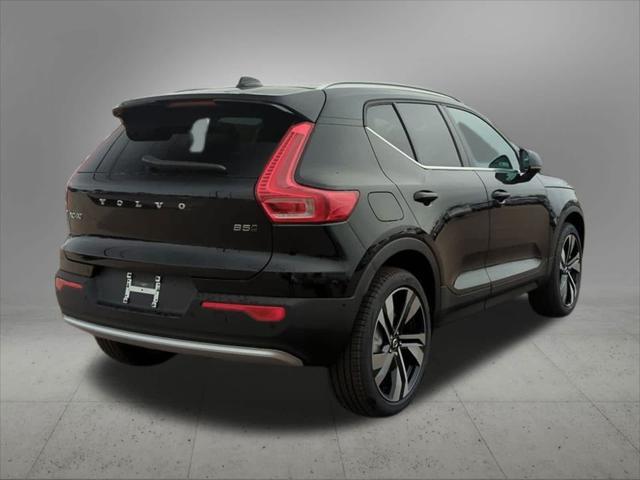 new 2025 Volvo XC40 car, priced at $52,235