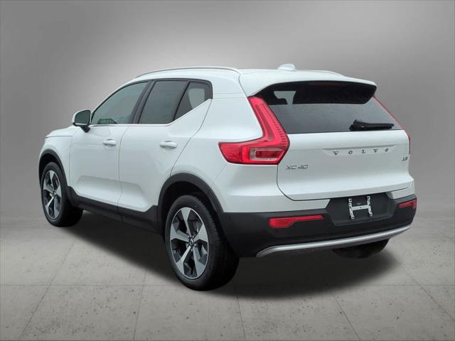 new 2025 Volvo XC40 car, priced at $48,335