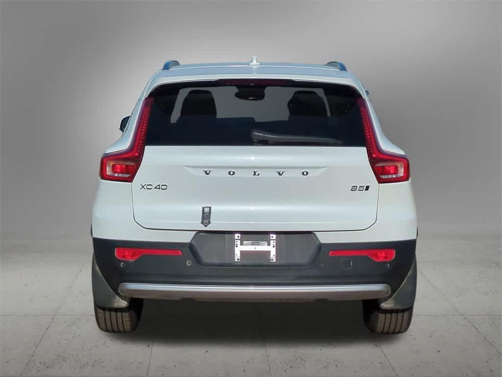 new 2025 Volvo XC40 car, priced at $43,841