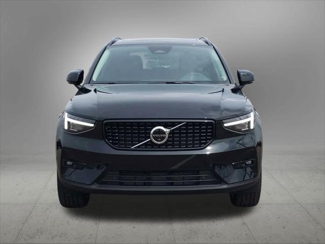 new 2025 Volvo XC40 car, priced at $49,509